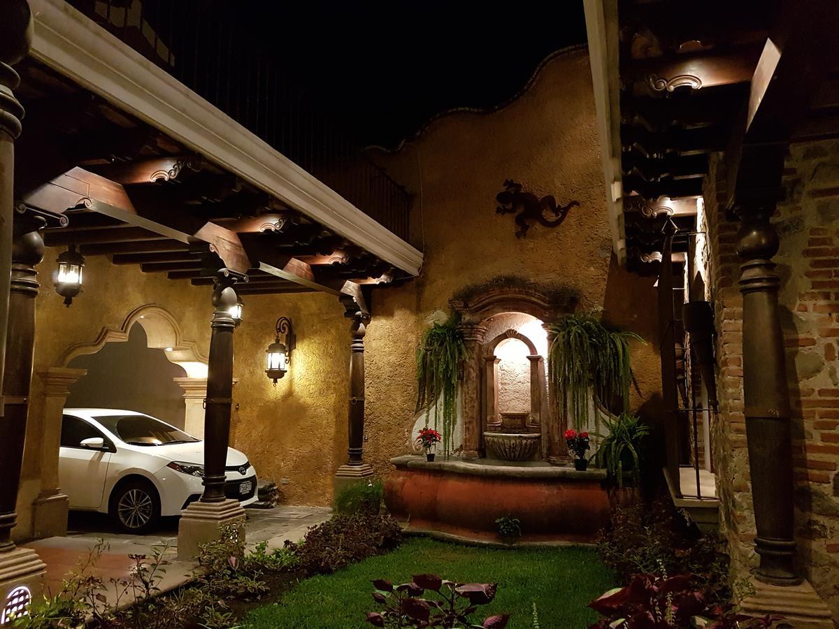 Bed and Breakfast La Casa De La Alameda Antigua Exterior foto