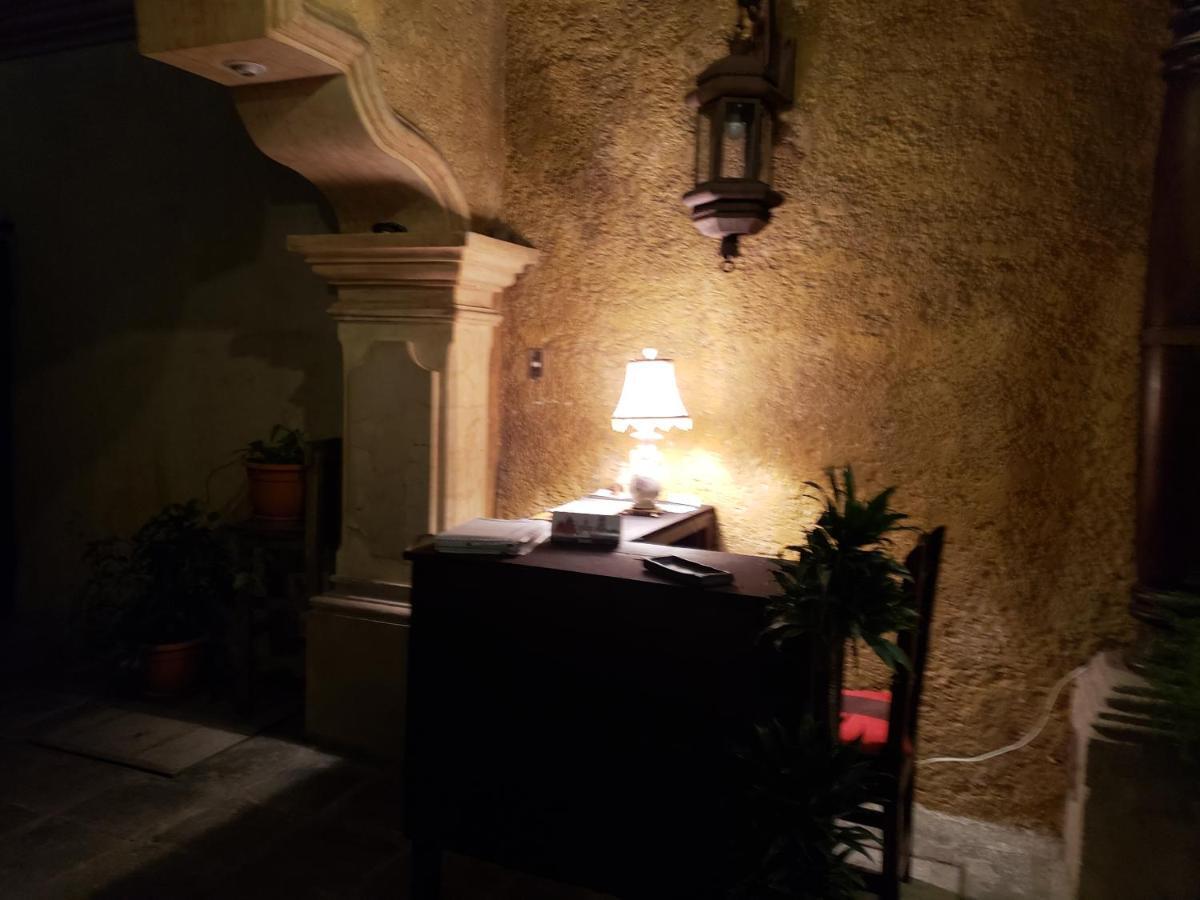 Bed and Breakfast La Casa De La Alameda Antigua Exterior foto